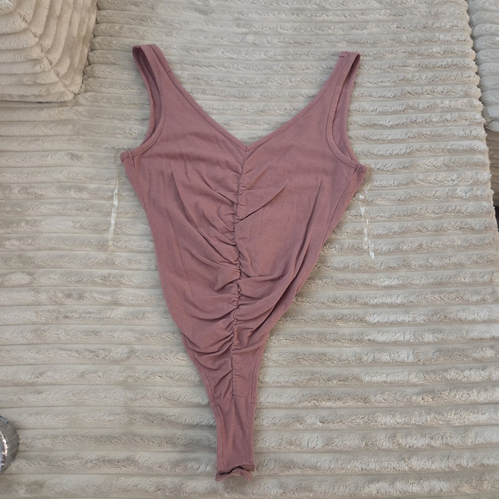 Bozzolo Ruched Bodysuit Womens Size S Pink Mauve Scoop Neck Sleeveless Ribbed